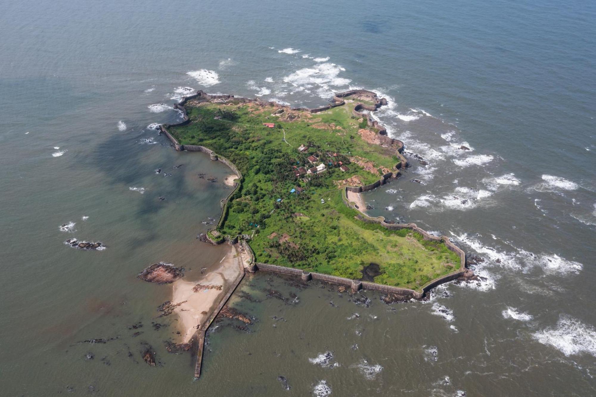 Kokan Heritage Resort Mālvan Exteriör bild